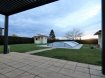 Maison Vente 3 chambres à Crusnes - 349 000 € Maison Crusnes 5 pièce(s) 107 m2. Idéal Famille !Sur un terrain clos de 10, 60 ares hors lotissement, beau pavillon plain pied de 2002 comprenant : entrée avec placard, toilettes, cuisine équipée pouvant être complètement ouverte sur un spacieux salon-séjour traversant de 36m², dégagement, 3 chambres dont 1 avec placard, salle de bains et un garage / buanderie carrelé et chauffée de 24m² avec un grenier au dessus d'environ 20m².2 remises de jardinSur le devant de la maison possibilité de stationner plusieurs véhicules.Toutes les pièces de jour disposent de portes fenêtres .La terrasse dallée est orientée au sud et elle est agrémentée d'une belle pergola bioclimatique.Pour les amateurs, une piscine chauffée vient compléter ce bien.Chauffage gaz - double vitrage avec volets motorisés - portail et porte de garage motorisés - adoucisseur d'eau - cheminée foyer ferméHonoraires d'agence à charge vendeurPeggy Brunet : 06.83.55.51.42