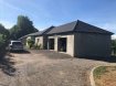 Maison individuelle Vente 4 chambres à Sarreguemines - 495 000 € A 2 min de Sarreguemines
L'agence Pack'Immo vous propose cette maison individuelle plain pied de 303 m² habitable sur un terrain de 11, 87 ares. La maison comprend un grand séjour avec une cuisine équipée ouverte sur l'espace repas. Elle comporte 4 grandes chambres et 2 grandes salle de bains avec douche et baignoire.
Magnifique terrasse au centre de la maison.
Annexe de 70 m² servant actuellement de bureau.
Chauffage électrique par le sol + Garage 2 voitures.