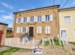 Appartement Fameck 4 pièce(s) 117 m2. VOLUME et LUMINOSITE !

Situé au calme, sur la commune de Fameck, à proximité immédiate des axes autoroutiers, transports, écoles et commerces, au sein d'une copropriété atypique de 7 logements répartis sur 3 bâtiments, découvrez ce spacieux appartement de type F4 offrant plus de 117m2 au 1er étage ainsi qu'une cave et un garage fermé.

Dés l'entrée dans l'appartement, vous serez immédiatement séduit par cette vaste pièce de plus de 62m², offrant des espaces de vie confortable pour y installer espace salon et séjour, parfait pour recevoir et d'une partie réservée à la cuisine ouverte, le tout bénéficiant de nombreuses ouvertures sur l'extérieur avec une vue dégagée.

Vous apprécierez également les 3 chambres faisant 15, 13 et 11 m², ainsi que le wc indépendant et la salle de bain équipée d'une baignoire-douche, double vasque et branchement machine à laver ainsi que les divers espaces de rangements.

La cave vous apportera une véritable solution de rangement complémentaire en plus du garage au sein d'une cour privative à la copropriété, permettant de se stationner devant son propre garage.

** Pour votre confort : Isolation intérieur / Chauffage individuel électrique / TRIPLE VITRAGE ET DOUBLE VITRAGE PVC + Volet battant et roulant / Raccordement Fibre optique OK / Absence d'anomalie électrique / Absence d'amiante dans le logement / Syndic bénévole ** À VISITER SANS TARDER **

Faible charges de copropriété de 20€/mois comprenant électricité des communs et l'assurance immeuble / Aucune procédure en cours

DPE réalisé le 19/05/2026 : logement classé C pour 145kWh/m²/an ainsi que A pour les émissions de gaz à effet de serre pour 5kg co²/m²/an.
Montant estimé des dépenses annuelles d'énergie pour un usage standard : entre 1 590€ et 2 200€ par an. Prix moyens des énergies indexés sur les années 2021, 2022, 2023 (abonnements compris)
Les informations sur les risques auxquels ce bien est exposé sont disponibles sur le site Géorisques : www.georisques.gouv.fr »

Prix de vente honoraires à charge vendeur
Pour plus de renseignements votre conseiller immobilier :
Mme PETITFRERE Marie : 06 95 67 68 76
Copropriété de 11 lots - dont 7 lots habitation. (Pas de procédure en cours).
Charges annuelles : 240.00 euros.