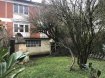 Maison Vente 3 chambres à Rombas - 143 000 € * En application du protocole sanitaire renforcé, nous vous remercions de bien vouloir dans un premier temps, nous envoyer par mail à locatransac.moors@gmail.com, vos coordonnées complètes : nom, prénom, numéro de téléphone. Nous pourrons ainsi vous envoyer la fiche descriptive de la maison, des mini-vidéos de l'intérieur ainsi que diverses informations complémentaires.
- - - - - -
A proximité du Fond Saint-Martin, sur terrain de 6.88 ares maison mitoyenne (1 côté) de type F4 de 84m² habitables sur sous-sol total. Composée au RdC d'une entrée, un salon - salle à manger avec accès à une terrasse, cuisine séparée, toilettes invités. A l'étage : un palier dessert 3 chambres et une salle de bains. Au sous-sol : un garde-manger, une chaufferie/buanderie, un garage de 25m² avec porte motorisée. A l'extérieur : allées, remise, jardin clos.
FORT POTENTIEL - TRAVAUX A PREVOIR !