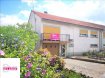 Maison Vente 4 chambres à Pagny-sur-Moselle - 153 700 € L'immobilière Delarue vous propose en exclusivité à Pagny-sur-Moselle, cette coquette maison cadastrée sur un terrain clos de 4 ares, idéalement située à proximité des commerces et de toutes les commodités'Elle se compose:En rdc: 1 entée, 2 belles pièces aménagées offrant un accès jardin, 2 caves, 1 garage et une chaudière au gaz.A l'étage: 1 dégagement, 1 cuisine, 1 salon séjour offrant un accès balcon + cheminée, 4 chambres dont une avec placard, 1 salle de bain, 1 wc.Les menuiseries sont en double vitrage.Le bien est de bonne facture et bien entretenu, néanmoins il nécessite des travaux de remise aux normes d'électricité et un rafraichissement général.Ne tardez pas pour visiter, produit rare dans le secteur et à fort potentiel !!!!!Le prix de vente est de 153 700 euros et les honoraires sont intégralement à la charge du vendeur.