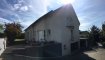Maison individuelle Vente 6 chambres à Thionville-Guentrange - 830 000 € Maison individuelle de 210m2 édifiée sur un terrain de 10ares59 entièrement clos et arboré, portail d'accès motorisé, aucun vis à vis.
Cette maison aux prestations de standing offre une entrée spacieuse avec placards, un double séjour (55m2) avec cheminée, accès aux terrasses et à la piscine chauffée, cuisine moderne équipée avec accès aux terrasses, 3 chambres, une salle de bains avec douche italienne et WC, un WC avec lave mains, de nombreux placards aménagés.
Au 1er un dégagement en mezzanine 4 chambres (dont une avec douche), une salle de bains, un WC.
A l'extérieur 2 terrasses dont une avec piscine chauffée et pergola, terrain arboré sans vis à vis.
Abri de jardin.
Double vitrage PVC, volets roulants électriques, chauffage gaz par le sol et climatisation réversible.
Sous-sol de 129m2 comprenant 2 garages avec portes motorisées dont un pour 3 voitures, cave, buanderie et chaufferie.
Aucun travaux à prévoir.