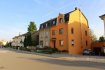 Appartement Vente 1 chambre à Luxembourg-Cents - 499 000 € ***Vendu ***
Newkeys vous propose cet charmant appartement de +/- 80 m2 + terrasse de 30m2 situé dans une rue calme et agréable à Luxembourg-Cents.
Situé au rez de chausée surélevé d'une petite résidence de seulement 2 unités, cet appartement offre de nombreux attraits et se compose de la manière suivante:
- Living de 32m2
- Cuisine équipée et fermée
- 1 Chambre
- Salle de bain avec douche et WC
- Terrasse sans vis-à-vis de 31 m2
- 1 Emplacement de parking extérieur
- Cave aménageable de 14 m2
- Espace buanderie au sous-sol
La copropriété dispose en plus d'un très agréable jardin avec un étang et une grande terrasse sans vis-à-vis qui vous permettra de profiter d'un cadre exceptionnelle dans un endroit tranquille offrant toutes le commodités.
Disponible de suite
N'hésitez pas à nous contacter au 661 120 388 ou par mail info@newkeys.lu pour plus d'informations ou une éventuelle visite.