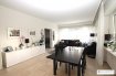Appartement Location 3 chambres à Luxembourg-Belair - 2 800 € +++ Loué par notre Agence +++Dans une résidence de standing située avenue Guillaume, magnifique appartement entièrement rénové en 2014 de 135 m2 situé au 2ième étage et se composant comme suit:Vaste hall d'entrée avec vestiaire, cuisine équipée, séjour avec salle-à-manger, bureau avec coffre-fort, 3 chambres à coucher, 2 salles de bains dont une avec machine à laver, WC séparé, 2 balcons. Le parking (n° 20) et une cave (n° 20) se situant au 1er sous-sol de la résidence ainsi qu' une mansarde (n° 3 et 4) se situant au 5ème étage, laquelle ne peut être utilisée qu'à des fins de dépôt. Merci de nous contacter au 671 110 000 pour toute visite.Ref agence :532428