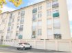 Appartement Vente à Montigny-lès-Metz - 55 000 € REFERENCE: 14-MONTIGNY
Au 14 rue de Marly - 57950 MONTIGNY LES METZ
Ideal investisseur, cet appartement étant en gestion locative au sein de notre agence est proposé à la location à 330€ de loyer hors charges.
Au 4eme étage sans ascenseur, F1 de 29m2 comprenant une entrée avec placards, une pièce de vie, une cuisine séparée et équipée, une salle de douche avec WC, parking résidentiel.
Chauffage individuel au gaz. DPE: D
Pas de travaux ni de procédure en cours sur cet immeuble, les charges trimestrielles de copropriété sont de +/- 142 €.
Prix de vente: 55 000 € honoraires inclus charge vendeur
IMMOGEST
13 RUE DU STADE
57155 MARLY
07.89.05.45.27 (k.marsicano)