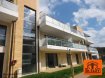 Appartement Vente 2 chambres à Amnéville - 174 000 € COUP DE COEUR. Dans une petite copropriété de 2014, au calme, superbe F3 de 66 m2 au 1er étage comprenant : entrée, cuisine équipée ouverte sur séjour accès terrasse de 12 m2, salle de douche équipée, wc , 2 chambres. Chauffage gaz, double vitrage pvc, terrasse 12 m2, visiophone, 2 places de parkings, 1 garage.Mandat N° 2320. Honoraires à la charge du vendeur. Dans une copropriété de 10 lots. Quote-part moyenne du budget prévisionnel 1 700 €/an. Aucune procédure n'est en cours.