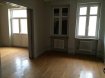 Appartement Location 2 chambres à Thionville - 790 € Thionville, Place Notre Dame. Thionville, disponible au 22/12/17. Spacieux appartement F4 de 89m² au 1er étage, composé d'une entrée, une cuisine équipée séparée et balcon, une belle pièce séjour - salle à manger, une SDB (douche), un WC séparé, 2 chambres avec chacune un balcon. En annexe : une cave Double vitrage PVC, chauffage individuel gaz. Loyer : 820 euro charges comprises (dont provision mensuelle sur charges récupérables : 30euro). Dépot de garantie : 790 euro Honoraires à la charge du locataire: 790 euro (comprenant 700 euro pour la constitution du dossier, visites, rédaction et 90 euro pour l'état des lieux).