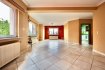 Appartement Vente 2 chambres à Dudelange - 599 999 € ***SOUS COMPROMIS***
IMPORTANT
***Le bien est actuellement loué à 1600 € + 250 € charges et sera vendu avec contrat de bail existant, échéance 14/08/2023*** Rendement locatif annuel 19200 €
immohub, votre partenaire dans l’immobilier à Dudelange vous propose un appartement au 3ième et 4ième étage dans une résidence à 6 unités.
L’appartement de 118 m2 se compose comme suit:
-Hall d’entrée 7 m2
-WC séparé 5 m2
-Double séjour 35 m2
-Cuisine équipée indépendante 8,70 m2 avec sortie au balcon (face arrière)
-Chambre I 12,60 m2
A l’étage
-Hall de nuit 8 m2
-Chambre II 26,80 m2
-Salle de bains ( WC, lavabo double vasque, douche, baignoire)11,30 m2
-Remise 4 m2
-Le bien se complète par une cave privative un garage-box fermé et un emplacement extérieur.
Détails
Pas d’ascenseur
Chauffage au gaz
Double vitrage / Chassis en PVC / Volets manuels