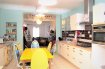 Maison Location 4 chambres à Tourcoing - 790 € c.c. TOURCOING Blanc Seau, Maison 4 chambres+jardin. Très jolie maison totalement meublée située sur le secteur du Blanc-Seau se composant d'un grand salon, d'une cuisine complètement équipée, d'une salle de bain avec douche et baignoire, de deux chambres (dont une avec dressing) au 1er étage, d'un bureau et d'une troisième chambre au second étage, d'un grenier aménagé et d'un jardin avec terrasse. Chauffage central gaz - Disponibilité : mai 2019 Métro ALSACE : 800m - Proximité directe des voies rapides Loyer mensuel : 790€ Dépôt de garantie : 790€ Honoraires de location : 850€ Opportunité à saisir car rare en meublée !
