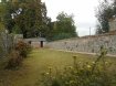 Maison Vente 5 chambres à Bavay - 148 400 € Grande maison de ville de 5 chambres. Grande maison de ville de 5 chambres A proximité de toutes les commodités, découvrez cette maison de ville après guerre, de construction traditionnelle édifiée sur une parcelle de 350m². Au rez-de-chaussée : séjour de 24m², cuisine aménagée et équipée pouvant s'ouvrir sur le séjour, véranda, toilettes et grand garage 2 voitures. Aux étages : paliers, 5 grandes chambres avec placards intégrés, salle de bains avec 2nd wc, 2 greniers aménageables - 4 caves et remise. Double vitrage bois - Chauffage électrique - TAE - Prévoir travaux d'isolation et de décoration REF A1883 - Infos ou visite au 06 73 57 86 18 - Thierry PENICOT