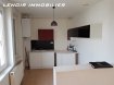 Appartement Vente à Trieux - 76 000 € BAISSE DE PRIX.
Trieux :
Idéal investisseur, agréable appartement F4 de 83m² composé d'une cuisine ouverte sur un vaste séjour, 3 chambres, salle de bain avec baignoire. Chauffage gaz individuel.
Vendu loué 580€ HC (9,16% de rentabilité).
Bien en copropriété de 20 lots,
Charges annuelles : 365 euros,
Honoraires charge vendeur inclus.
LENOIR IMMOBILIER : Vente, Location, Gestion, Estimation.
www.lenoir-immobilier.fr