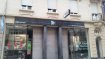 Local commercial Location à Esch-sur-Alzette - 5 000 € Superficie Commerciale de 320 m2 en pleine zone piétonne de Esch/Alzette
avec 200 m2 de cave, coin kitchenette , 50m2 de bureau , WC
clim, monte charge
disponible 01/08/2018