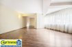 Appartement Vente 3 chambres à Metz-Sablon - 267 500 € ¤¤¤¤ L’APPARTEMENT FAMILIAL PAR EXCELLENCE F5 115 M² ¤¤¤¤
¤¤¤¤ UNE EXCLUSIVITÉ CAPT’IMMO ¤¤¤¤
¤¤¤¤ SECTEUR SABLON ¤¤¤¤
POUR TOUTES DEMANDE D'INFORMATIONS ET DEMANDES DE VISITES 06 30 55 11 48
Tous les avantages d’une maison individuelle sans aucuns inconvénients ! Quartier Sablon, entre les rues de Castelnau et Sente a My , découvrez dans une petite copropriété soignée, cet appartement situé en rez de jardin.
Idéal pour une famille, de par ses volumes, sa fonctionnalité et sa situation.
IDÉALEMENT SITUE :
A 1800 M. DE LA GARE SNCF,
A 7 MN DE L’ACCES A 31 LUXEMBOURG METZ.
A 200 M. DE L’ARRET DE BUS « QUATRE VENT »
Ligne L3 Direct gare SNCF, Ligne 17 Technopole.
A 10 MN du Technopole
PROCHE DES PRINCIPALES ECOLES, COLLÈGES, LYCÉES ET CENTRES COMMERCIAUX.
En position traversante idéale. Dès l’entrée, vous accédez à un spacieux espace d’accueil réception desservant le salon-séjour et la cuisine dînatoire. Un ensemble très lumineux grâce aux grandes baies vitrées.
Vous disposez d’un espace terrasse, cour privée close au calme. Vous et vos enfants vous y épanouirez en toute quiétude et sécurité. La cuisine dînatoire dispose de plans de travail, un espace repas convivial, un équipement complet.
Vous aurez plaisir à recevoir dans un tel appartement votre famille, vos amis. Coté nuit vous disposerez d’une belle suite parentale indépendante avec son dressing, sa salle de bain privative.
Deux chambres et un espace salle d’eau complète l’ensemble.
Les autres plus de ce bien :
L’espace terrasse paysager de 35 M²
Une cave de 17 M².
Un garage indépendant de 15 M²
Deux parking privés
La qualité de cet appartement ne pourra que vous combler ! Un bien rare à découvrir sans attendre !
Disponibilité février 2022.
Visites sur RDV 7 jours sur 7
Renseignement au 06 30 55 11 48
Capt'Immo 3% Votre solution immobilière ! Moins d'honoraires ! Conseils et services en plus !
ESTIMATIONS EXPERTES GRATUITES EN 48H !
Si vous avez un bien à vendre, à louer, l'équipe Capt'Immo 3% est à votre entière disposition pour vous conseiller, pour réaliser une estimation experte en 48h, et mettre tout son savoir-faire en vue d'une commercialisation professionnelle, rapide de votre propriété, appartement, locaux commerciaux.
AVEC DES HONORAIRES ET SERVICES HYPER-COMPÉTITIFS.
Pour tout renseignement supplémentaire et demande, veuillez nous contacter au 03 87 167 167 ou par E-mail : mark-com@live.fr Les honoraires sont à la charge du vendeur