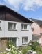 Découvrez cette charmante maison jumelée à louer, située dans la pittoresque ville de Larochette, Luxembourg, et proposée par NEWGEST S.A R.L. Ce bien unique est exclusivement disponible sur athome.lu, offrant une occasion exceptionnelle de découvrir le confort et le style de vie qu'elle propose.

Détails de la Propriété :

Cette maison attrayante propose une surface habitable de 145 m², récemment rénovée en 2026, garantissant un cadre moderne et rafraîchi. Avec quatre chambres spacieuses, une salle de bains et une douche, elle est parfaite pour les familles à la recherche d'un espace de vie généreux. Un garage est inclus, offrant un stationnement privé sécurisé. La maison dispose également d'une cave et d'une buanderie, parfaits pour vos besoins de rangement. Pour les amateurs de cuisine, une cuisine séparée entièrement équipée saura les séduire. Profitez du confort supplémentaire d'une cheminée pour des soirées chaleureuses en hiver. De plus, un beau jardin de 25 m² et un balcon de 10 m² agrémentent cet espace de vie, offrant des opportunités de détente en plein air.

Installations à Proximité :

Larochette offre un cadre de vie agréable avec une atmosphère de quartier conviviale. Les familles apprécieront la présence d'écoles de qualité à proximité, garantissant un accès facile à l'éducation. Vous trouverez également de nombreuses options pour vos courses et votre restauration, avec un choix varié de commerces et de restaurants. Pour vos loisirs, parcourez les nombreux sentiers de randonnée et profitez des activités en plein air que Luxembourg a à offrir. La région est bien desservie par les transports en commun, facilitant vos déplacements au quotidien. Les services de santé locaux assurent également une couverture sanitaire fluide pour les résidents.

Ne manquez pas cette opportunité unique ! Contactez-nous dès aujourd'hui sur info@newgest.lu  pour planifier une visite par le biais du formulaire de contact ou par téléphone au +352 621 323 127.
