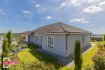 Maison Vente à Moyeuvre-Grande - 358 800 € Maison de plain-pied, terrain, garage... vue imprenable......... L'Immobilière Delarue vous propose en exclusivité ce bien d'exception situé sur les hauteurs de Moyeuvre-Grande dans un quartier résidentiel plus précisément au Trehemont, vous serez séduits par ses prestations contemporaine, son terrain complètement végétalisé et arboré avec goût et finesse ..
Vous serez subjugués par cette vue imprenable unique dans notre région, voici le descriptif de cette pépite découverte par notre agence ..
Ce bien est totalement de plain-pied, dispose d'une entrée avec placard , une cuisine équipée ouverte sur un vaste espace de vie en open space de 72 m² offrant un accès terrasse et jardin, un toilette, la partie nuit est dissociée de l'espace de vie offrant 3 belles chambres et salle de bain de plus 11 m²...
une buanderie , un garage de plus de 43 m²...
Vide sanitaire accessible ...
Chauffage par le sol électrique
Stationnement 4 véhicules devant le plain pied...
Pour conclure cette maison à vraiment tout !!
DPE D / consommation primaire 187 kwhm²/an Gaz à effet de serre : B / 6 KgC02/m²/an
Estimation des coûts annuels d'énergie du logement entre 1 595 € et 2 157 e par an.
Les risques sont disponibles sur Géorisques.