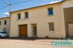 Maison Vente 3 chambres à Boulay-Moselle - 154 000 € Spacieuse maison de village. A proximité de Boulay, spacieuse maison de village se composant d'un grand salon séjour, d'une cuisine équipée avec cellier, salle à manger, 3 chambres, salle de bain et salle de douche, 2 wc séparés, cave, garage et une cour. Possibilité de créer un logement indépendant.