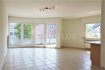 Appartement Location 1 chambre à Luxembourg-Rollingergrund - 1 650 € Sigelux Real Estate vous propose à la location cet appartement en rez de chaussée surélevé, au sein d’une résidence de 8 unités, situé au 2, rue Jean Pierre Huberty L-1742 Luxembourg
Surface habitable de 70m2, il se compose comme suit :
- Hall d’entrée
- Living
- Cuisine équipée ouverte sur le séjour, coin repas
-1 chambre à coucher
- Salle de douche
- 1 toilette séparée
- 1 garage
- Buanderie commune
- 1 cave
- Parlophone
- Chauffage au gaz
Loyer : 1650 €
Charges : 200€
Garantie locative : 4950€
Frais d’agence : 1 mois de loyer +17% Tva
Pour plus de renseignement ou un Rendez-Vous pour visiter contactez :
SIGELUX : 46 71 31 ou info@sigelux.lu