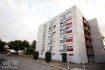 Appartement Vente 3 chambres à Dudelange - 460 000 € **** SOUS COMPROMIS ****
Bel appartement, spacieux et bien agencé, se compose de trois chambres à coucher, d'une salle de douche, d'un wc séparé, d'un grand salon ' salle a manger, d'une cuisine équipée avec un balcon.
Une cave et un garage fermé font également partie de ce bien.
Cet appartement se situe du coté postérieur à la route principal.
Le balcon à une vue sur un jardin et une surface commune, idéal pour famille avec des enfants.
Situé a proximité d'une l'école, de l'arrêt de bus, des commerce de proximité et a cinq minutes a pied du centre ville.
Disponible a convenir.
Les honoraires d'agence sont entièrement à charge du vendeur.
Ref agence :DCVZ61_4