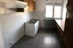Appartement Location 1 chambre à L'Hôpital - 360 € L'agence Pack'Immo vous propose cet appartement de type F2 au deuxième étage d'un immeuble de 4 appartements, de 50.90 m² avec un séjour, une salle d'eau avec WC, une cuisine, un grand couloir, une chambre.
Cave + place de parking