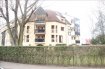 Appartement Vente 2 chambres à Lingolsheim - 179 500 € Dans un quartier résidentiel calme, venez visiter ce charmant 3 pièces sans vis à vis, situé au 2e étage d'un petite copropriété trés bien entretenue.L'appartement s'ouvre sur une partie jour composée d'un lumineux salon|salle à manger donnant sur une terrasse exposée sud ouest et d'une cuisine équipée. Un couloir doté de placards délimite la partie nuit comprenant deux chambres avec un accès terrasse chacune, une salle de bain avec armoire de rangement intégrée et un wc indépendant.En annexe du logement vous bénéficiez d'une cave et d'un garage.Chauffage indiciduel électrique par accumulateur (84 euros|mois), charges mensuel 122 euros.Prix de vente 179500 euros TTC dont 5,28 % d'honoraires à la charge de l'acquéreur.