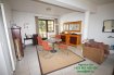 Maison mitoyenne Location 4 chambres à Niederdonven - 1 780 € Charmante Maison de vigneron située Niederdonven: 15 minutes de Kirchberg par A1,
Sous-sol: garage, chaufferie, emplacement voiture
Rez-de-chaussée: hall, living, salle à manger, cuisine équipée, débarras, wc,
Terrasse (+/-35m2)
1er Etage: 3 chambres à coucher, salle de bains (baignoire, douche, 2 lavabos, wc)
2eme Etage : 1 chambre à coucher, salle de douche (douche, 2 lavabos, wc)
Disponible de suite
Ref agence :916894