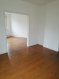 Appartement Location 3 chambres à Metz - 965 € c.c. Exceptionnel Très beau F5 entièrement refait dans un immeuble bourgeois,
Salon séjour de 32mé, 3 chambres, une cuisine équipée, une salle d'eau , une salle de bains, un wc séparé , parking privé, cave.
jolies prestations, parquet vitrifié , grande hauteur de plafonds , chauffage individuel au gaz, double vitrage.