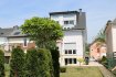 Duplex Vente 3 chambres à Pontpierre - Prix sur demande Magnifique duplex,(( 140 m2 trois chambre)),situé dans une rue très calme a Pont pierre, 5 minutes de Luxembourg ville.
-Rdch, hall d'entré,grand living avec feu ouvert, cuisine équipé au choix du client, bureau, une chambre a coucher, wc séparé.
- 1 étage, 2 chambres a coucher,avec dressing, et salle de bains privé pour chaque chambres.
- Cave avec accès jardin, comprenant un bureau et une salle de douche avec entré séparé.
- 4 ares de jardin privé.
- Garage pour 2 voiture.
-Ecole a 2 minutes a pied,commerce etc, etc........
-Peinture a choisir par le future acquéreur.
Objet unique absolument a visiter.......