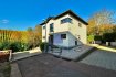 Maison individuelle Vente 4 chambres à Perl-Perl - 899 000 € **Verkaufs Vorvertrag** - **SOUS COMPROMIS**
***PERL - Ein Haus wie für Sie gemacht!***
immohub, Ihr Immobilienpartner in PERL (D) bietet Ihnen dieses vierseitig freistehendes Haus in einem perfekten Zustand an. Diese Immobilie besticht durch Ihre offene und großräumige Architektur, ihren angelegten Garten so wie durch eine Ruhige Lage mit Grenznähe zu Luxemburg.
Details und Aufbau:
Grundstück 5,24 ares
Baujahr: 2013
Preis: 899.000 €
Kellergeschoss:
-Flur 15,20 m2
-Garage für 2 Autos 51,05 m2 (mehrere zusätzliche Abstellmöglichkeiten für z.B Motorräder, Fahrräder etc.)
-Haustechnik 15,33 m2
Erdegeschoss:
-Eingangsbereich 6,05 m2
-Separates Gäste WC 2,40 m2
-Abstellraum und Waschküche 6,10 m2
-Offene voll ausgestattete Küche13,50 m2
-Wohnbereich mit Kamin und Ausgang zur Terrasse 44,00 m2
-Zimmer I 11,00 m2
Terrasse 25 m2
Erstes Obergeschoss:
-Galerie kommunizierend zum Wohnbereich mit Luftraum 18,70 m2
-Zimmer II 14,30 m2
-Zimmer III 14,80 m2
-Badezimmer 4,50 m2
-Zimmer IV mit anschließendem Badezimmer 29 m2
Mehrere Außenstellplätze
Dreifachverglasung / Elektrische Rollläden / PVC Fensterrahmen Fussbodenheizung
Lüftungsanlage mit Wärmerückgewinnung
Regenwasserauffanganlage 4000 l
Wasserentkalkungsanlage
Kamin
(FR)
***PERL - MAISON COUP DE COEUR ***
immohub, votre partenaire dans l’immobilier à PERL (D) vous propose en exclusivité cette magnifique maison en parfait état, libre de 4 cotés. Ce bien vous séduira par son architecture ouverte et lumineuse, son jardin aménagé et de sa situation favorable proche de la frontières Luxembourgeoise.
Details et aménagement:
Terrain : 5,24 ares
Année de construction : 2013
Prix : 899.000 €
R-1:
-Hall 15,20 m2
-Garage pour 2 voitures 51,05 m2 (plusieurs possibilités supplémentaires pour stationner des motos, bicyclettes etc.)
-Local technique 15,33 m2
RDC:
-Hall d’entrée 6,05 m2
-WC séparé 2,40 m2
-Débarras avec Buanderie 6,10 m2
-Cuisine équipée ouverte 13,50 m2
-Double séjour avec cheminée 44,00 m2 donnant accès à la terrasse 25,00 m2
-Chambre I 11,00 m2
R+1:
-Galerie 18,70 m2
-Chambre II 14,30 m2
-Chambre III 14,80 m2
-Salle de douche 4,50 m2
-Suite parentale avec salle de douche privative 29,00 m2
Plusieurs emplacements extérieurs
Triple vitrage / Volets électriques / Châssis en PVC
Chauffage au sol
VMC
Réservoir d’eau pluviale 4000 l
Feu ouvert