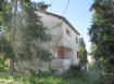 Maison Vente 3 chambres à Briey - 137 000 € Maison individuelle à Briey Haut. A Briey-Haut: Dans environnement calme, découvrez cette grande maison individuelle. Elle vous offre au rdc entrée, cuisine, salon et salle à manger avec accès direct sur grande terrasse, wc. A l'étage un pallier dessert 3 chambres ainsi qu'une pièce d'eau. Une pièce aménageable avec un point d'eau est présente au 2ème. Un sous-sol complet et 2 garages complètent ce bien situé sur 365m2 de terrain. Honoraires inclus: 6 % TTC. AGORA BRIEY 03 82 20 25 26