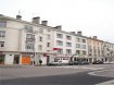 Appartement Location à Charmes - 384 € c.c. Au centre-ville comprenant : Entrée, cuisine, séjour, chambre, salle de bains, toilettes. Chauffage ind. gaz.