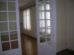 Appartement Location 2 chambres à Nancy-Poincaré - Foch - Anatole France - Croix de Bourgogne - 980 € c.c. NANCY, quartier chic,proche du centre-ville, avenue Anatole France, dans immeuble de caractère, au 1er étage, Beau F 4, entrée spacieuse, vaste salon-salle à manger, deux chambres, possibilité trois, cuisine séparée équipée, salle de bains, wc séparés, chauffage individuel au gaz, appartement en parfait état, parquets, accès à petit espace extérieur commun,Loyer : 900 euros plus 80 euros de charges, AGENCE KLAA 8 rue Girardet NANCY 03 83 97 01 78 ou 06 80 44 77 95