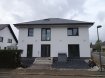 Maison Location 4 chambres à Mondorf-Les-Bains - 3 500 € Deutscher Text im Anhang.
Grande maison passive AAA libre de 4 côtés en situation calme et pourtant centrale avec 4 ares de terrain.
L’exploitation d’un commerce sous n’importe quelle forme est exclue .
La maison flambant neuve de +/- 230m2 (première occupation) sera achevée pour octobre/novembre.
Au sous-sol, on a un grand garage illuminé équipé de branchements pour 2 voitures électriques, d’un évier, d’un branchement 380V et d’une porte de garage électrique sécurisée. En outre, on trouve au sous-sol une buanderie meublée, ainsi qu’une chaufferie avec un chauffage à pompe à chaleur soutenu par une installation solaire thermique, une installation de récupération des eaux pluviales et une ventilation contrôlée. A côté du garage se trouve un local-poubelle couvert, seulement accessible de l’extérieur.
Le rez-de-chaussée est subdivisé en un grand living (45m2) avec cheminée électrique et accès à une terrasse de 50m2, une grande cuisine équipée de haut standing (23m2) avec îlot de cuisson, un grand hall d’entrée avec la cage d’escalier ouverte de la cave aux combles, 1 chambre à coucher/bureau, ainsi qu’une salle de douche.
Au premier étage, on trouve 3 grandes chambre de coucher de 16 à 23m2 dont deux chambres ont accès au balcon (15m2) équipé d’un garde-corps en verre. En outre, on y trouve une grande salle de bains avec lavabo double, baignoire, douche et table de maquillage.
Les combles au deuxième étage ne sont pas aménagés et peuvent servir comme débarras.
Les fenêtres à triple vitrage ainsi que la porte d’entrée sont équipées de verre et de ferrure antieffraction. En outre, la maison est équipée d’une installation d’alarme à 2 systèmes.
Les volets sont électriques et toutes les pièces sont illuminées par des spots encastrés et équipées de chauffage au sol.
L’éclairage extérieur (entée du garage, entrée, terrasse et balcon) est assuré par une trentaine de luminaires reliés en partie à des détecteurs de mouvement. Le terrain est clôturé par une haie et une porte d’entrée déverrouillable à partir de l’intérieur.
Mondorf-les Bains fait partie des communes privilégiées de la région mosellane. On y trouve une offre riche en culture, commerces, sports et écoles. S’y ajoutent les vignobles réputés de la Moselle romantique, ainsi qu’une commune moderne, qui répond à toutes les attentes. Beaucoup de restaurants, d’excellentes connexions par transport public, ainsi que la proximité de l’autoroute arrondissent la vie avantageuse dans cette commune.
Vivre où d’autres passent leurs vacances…..
Großes freistehendes Passivhaus AAA in ruhiger und dennoch zentraler Lage auf etwa 4Ar Grundstück.
Der Betrieb eines Geschäftes unter jeglicher Form ist ausgeschlossen.
Das absolut neue Haus von +/- 230m2 (Erstbezug) wird im Oktober/November fertiggestellt.
Im Kellerbereich befinden sich eine große hell beleuchtete Garage mit 2 Anschlüssen für E-Autos, ein Ausgussbecken, ein 380V Anschluss und ein gesichertes Garagentor. Des Weiteren gibt es im Keller eine möblierte Waschküche und ein Technikraum mit der Wärmepumpenheizung, unterstützt durch eine thermische Solaranlage, eine Regenwasseranlage und die zentrale Lüftung. Neben der Garage befindet sich ein nur von außen erreichbarer überdachter Raum für Müllkübel.
Im Erdgeschoss befinden sich ein großes Wohn/Esszimmer (45m2) mit elektrischem Kamin und Zugang zur 50m2 großen Terrasse, eine große moderne voll ausgestattete Einbauküche (23m2) mit Kochinsel, eine geräumige Eingangshalle mit offenem Treppenhaus, 1 Schlafzimmer/Büro und ein Bad mit Dusche.
In der 1. Etage befinden sich 3 große Schlafzimmer zwischen 16 und 23 m2 wovon 2 Schlafzimmer Zugang zum 15 m2 großen Balkon mit Glasgeländer haben. Außerdem gibt es ein geräumiges Bad mit Dusche, freistehender Badewanne, Schminktisch und doppeltem Waschbecken.
Der nicht ausgebaute Speicher dient als Abstellraum.
Die dreifachverglasten Fenster, sowie die Eingangstür haben einbruchhemmendes Glas und Sicherheitsbeschläge. Außerdem hat das Haus eine Alarmanlage mit 2 verschiedenen Kreisen.
Die Rollläden sind elektrisch und alle Wohnräume sind mit integrierten Deckenspots und Bodenheizung ausgestattet.
Die Außenbeleuchtung (Eingang; Garageneinfahrt, Terrasse, Balkon) besteht aus etwa 30 Leuchten die teilweise mit Bewegungsmeldern gekoppelt sind. Das Grundstück ist mit einer Hecke umgeben und mit einem von innen elektrisch entriegelbarem Tor.
Bad Mondorf ist eine der bevorzugten Gemeinden der Moselgegend. Hier findet man ein reichliches Angebot an Kultur, Sport, Schulen und Geschäften. Hinzu kommen die berühmten Weinberge an der romantischen Mosel und eine moderne Gemeinde die allen Ansprüchen gerecht wird. Das Haus liegt nur einige hundert Meter vom neuen Mondorfer Lyzeum und den Sportanlagen entfernt. Viele Restaurants, ein hervorragendes Angebot in Sachen öffentlicher Transport, sowie die Nähe der Autobahn runden das vorteilhafte Leben in dieser Gemeinde ab. Leben wo andere Urlaub machen….