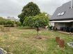 Vente - Bungalow à Noertzange prix : 1 560 000 € Progetra luxembourg vous propose à la vente :
sur un très beau terrain de 10.35 ares, exposition Sud-Ouest, libre de 4 côtés, une maison
type