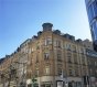 Appartement Location 2 chambres à Luxembourg-Gare - 2 000 € Sigelux Real Estate vous propose à la location cet appartement , au 2éme étage de la
« Résidence Fort Bourbon » 1A, rue Fort Bourbon L- 1249 Luxembourg
Surface habitable de 130m2, il se compose comme suit :
- Hall d’entrée avec Garde-robe
- Living de 40m2
- Cuisine équipée ouverte et séjour de 32m2
- 2 Chambres à coucher de 17m2 et 15m2
- Salle de douche
- 1 toilette séparée
- Débarras
- 1 Cave
- Parquet
- Parlophone
L’appartement peut être utilisé comme habitation et bureau.
A proximité de la gare et du centre-ville de Luxembourg, cet appartement se situe proche des commerces, transports publics, et restaurants….
DISPONIBILITE IMMEDIATE
Loyer mensuel : 2000 €
Charges : 400 €
Garantie bancaire : 6.000 €
Frais d’agence : 1 mois de loyer + 17 % Tva
Pour plus de renseignement ou un Rendez-Vous pour visiter contactez :
SIGELUX : 46 71 31 ou info@sigelux.lu