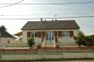 Maison Vente 2 chambres à Vibraye - 129 750 € . C IMMOBILIER vous propose un pavillon sur sous-sol total en parfait état offrant : cuisine aménagée équipée neuve, séjour avec cheminée insert tubée, deux chambres, salle d'eau, wc. Terrain clos et arboré.
C IMMOBILIER VIBRAYE - PLACE DE L'ÉGLISE - 0243717171