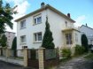 Maison individuelle Vente 3 chambres à Yutz - 272 000 € YUTZ, A 2 PAS DU CENTRE VILLE AU CALME, BELLE MAISON EN PIERRE F6 INDIVIDUELLE (1954) A CONFORTER, COMPRENANT 1 VESTIBULE D'ENTREE, 1 CUISINE, 1 VASTE SALON-SEJOUR AVEC CHEMINEE ACCES SUR TERRASSE ET JARDIN, 1 BUREAU, 1 WC, 3 GRANDES CHAMBRES, 2 BALCONS, 1 SALLE DE BAIN AVEC WC. SOUS-SOL COMPLET AVEC CHAUFFERIE BUANDERIE, CAVES. A L'EXTERIEUR GARAGE 3 VLTS. LE TOUT SUR 6.47 ARES ENTIEREMENT CLOS ET ARBORES.Ref agence :103026