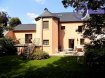 Maison Vente 3 chambres à Reuland - 780 000 € New Keys vous propose à la vente à Reuland une magnifique maison libre des 3 côtés de +-156m2 complètement rénovée.
Elle se compose comme suit:
Au rez-de-chaussée
Hall d'entrée
Grande pièce utilisée comme bar
Débarras
Spacieux salon / salle à manger de +- 29m2 avec sortie sur la terrasse
Grande cuisine individuelle de +-19m2 entièrement équipée avec accès au jardin
Wc séparé
Au 1er étage :
Salon
2 chambres à coucher avec des placards encastrés
Salle de bain moderne avec, une douche italienne, vasque, un wc
Au 2ème étage :
Suite parentale avec dressing, salle de bain, vasque, wc
La maison bénéficie aussi d'un jardin, une cave, une buanderie et chaufferie à gaz, 2 grands garages, 2 emplacements extérieurs, cave à vin
Pour plus de renseignements, et/ou demandes de visites, merci de nous contacter au 27 99 86 23 ou par email à l'adresse info@newkeys.lu