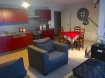 Appartement Vente 2 chambres à Réhon - 137 000 € Très bel appartement dans copropriété de 32 appartements close et sécurisée de type F3 62 m2 comprenant une cuisine équipée ouverte sur séjour accès terrasse d'environ 6 m2, 2 chambres, salle de bains, wc séparés. 1 parking extérieur et un parking garage.
Chauffage électrique (environ 650 €/an), double vitrage, vmc.
Equipé d'un vidéophone.
Copropriété très bien entretenue, syndic professionnel.
Charges de coprorpiétés estimées à 125 € par mois comprenant la consommation d'eau, l'entretien des installations communes (ascenseur, porte de garage, vmc, désenfumage, ...) électricité des communs, syndic.
Taxe foncière 450 €
137 000 € (frais d'agence inclus)