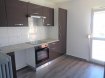 Appartement Vente 2 chambres à Rombas - 48 900 € Au 7ème étage avec ascenseur, appartement lumineux offrant une vue dégagée sur les collines, de type F3 de 57m² habitables, en très bon état (entièrement refait en 2017). Composé d'une entrée desservant un séjour, cuisine indépendante équipée (plaques, four, hotte, frigo|freezer encastrés), 2 chambres, salle d'eau, toilettes invités. Double vitrage PVC, volets roulants, électricité refaite, chauffage GAZ (thermostatiques et répartiteurs récents). Le bien est vendu avec une cave privative.