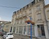 Immeuble de rapport Vente à Knutange - 624 000 € KNUTANGE:
Rue de la République, immeuble de rapport composé de 9 logements et deux cellules commerciales dont une libre.
A rafraichir, revenus locatifs mensuels : 4816€, soit une rentabilité de 9,2% par an.
Honoraires agence inclus : jusqu'à 200 000€ : 5% avec mini de 6000€, de 200 001 à 300 000 : 4%, 300 001€ et plus : 3%, à charge du mandant.
www.lenoir-immobilier.fr