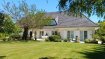 Haus Kaufen 4 Schlafzimmer in Rohrbach-lès-Bitche - 798.720 € Propriété d'exception 7 pièces 353 m². À Montbronn, Nord Sud Immobilier a le plaisir de vous présenter cette magnifique propriété construite en 2000, nichée dans un cadre verdoyant et paisible ; un véritable havre de paix, à l'abri des regards et des nuisances.
La maison s'étend sur trois niveaux parfaitement agencés. Le sous-sol, entièrement carrelé, comprend un vaste dégagement, une buanderie, une salle d'eau, une chaufferie, deux garages pouvant accueillir jusqu'à cinq véhicules ainsi que trois pièces supplémentaires à aménager selon vos envies.
Au rez-de-chaussée, vous découvrirez une entrée accueillante, un séjour lumineux avec accès direct à l'extérieur, une cuisine indépendante équipée, des WC séparés, une salle de bain, deux chambres confortables, un grand bureau pouvant également servir de troisième chambre, ainsi qu'un espace de rangement. Ce niveau à lui seul permet une vie de plain-pied, idéale pour un confort au quotidien.
L'étage offre une mezzanine, une seconde cuisine, une salle de bain, deux chambres supplémentaires et une pièce aménageable.
À l'extérieur, le terrain est vaste, arboré et impeccablement entretenu. Deux terrasses, l'une à l'avant, l'autre à l'arrière avec une partie couverte, permettent de profiter pleinement des beaux jours. Elles sont équipées de dalles au sol et de stores électriques. Le terrain est piscinable à l'avant comme à l'arrière, offrant un beau potentiel pour un projet d'aménagement extérieur. Un grand parking, facilement accessible et pouvant accueillir plusieurs véhicules, complète cet espace extérieur.
Cette propriété bénéficie d'un accès par une allée privée, garantissant tranquillité et intimité. L'intérieur, aux revêtements harmonieux, est dans un excellent état et ne nécessite aucun travaux importants.
Nichée dans un cadre naturel d'exception, cette demeure se situe à proximité immédiate de la forêt et des sentiers de randonnée. Vous serez à seulement 15 km du Golf de Bitche, à 30 minutes de Sarreguemines et de ses nombreuses commodités, à 11 km de Diemeringen (gare SNCF) et à 20 minutes de la bretelle A4, facilitant ainsi vos déplacements vers les grandes villes environnantes.
Pour les amateurs d'équitation ou ceux ayant un projet agricole, il est également possible d'élargir le terrain. Ce supplément offre de nombreuses possibilités, qu'il s'agisse d'un élevage de chevaux ou d'autres projets de grande envergure.
Un cadre de vie unique, alliant nature et accessibilité !
Honoraires d'agence inclus.
Les informations sur les risques auxquels ce bien est exposé sont disponibles sur le site Géorisques : www.georisques.gouv.fr
Contact Nord Sud immobilier à Rohrbach les Bitche, Bitche, Diemeringen et Sarreguemines.