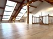 Appartement Vente 4 chambres à Metz - 410 000 € 6 PIECES 226m2. METZ CENTRE - A COTE DU THEATRE - A deux pas des commerces et du centre. Au deuxième et dernier étage d'un bel immeuble ancien, copropriété avec fraibles charges, venez découvrir ce bel appartement familiale F6 de 226m2 au sol et de 146m2 habitables (carrez), offrant une belle pièce de vie de 80m2 au sol avec grande hauteur et de grandes ouvertures offrant de belles vues sur les toîts de Metz, la cathédrale, et le temple, une cuisine séparée plus un coin repas, 4 chambres dont une suite parentale avec douche et wc, une salle de bains ainsi qu'une autre salle de douche et un wc séparé complète ce bien d'exception. Chauffage ind gaz (chaudière condensation neuve). PRIX : 410 000 EUR AGENCE IMMOBILIERE VENNER 03 87 63 66 38 / 03 87 63 60 09