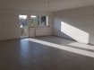 Appartement Location 3 chambres à Fameck - 850 € Fameck - Appartement F5 d'environ 100 m2, disponible de suit. Appartement F5 dans maison idéalement situé à Fameck, disponible de suite. Proche de toutes commodités et de la zone commerciale. Comprenant une entrée, une cuisine, un salon - séjour trés lumineux d'environ 33m² donnant sur un balcon, trois belles chambres, une salle de bain, WC indépendant, une cave , une buanderie et un garage privé en sous-sol. Chauffage gaz individuel. Excellent état ( carrelage du séjour neuf, toutes les fenêtres et volets neufs) Diagnostics en cours de réalisation proximité autoroutes et commerces...