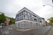 Appartement Vente 1 chambre à Esch-sur-Alzette - 345 000 € L'agence immobilière Christine SIMON, vous présente en exclusivité un appartement au rez-de-chaussée dans une Résidence de 2009 à Esch-sur-Alzette.
Il se compose comme suit:
Séjour, salon de 23 m2, Cuisine équipée indépendante de 5,55 m2, Chambre à coucher de 11,30 m2 une salle de bain de 4 m2 et une toilette séparée de 1,60 m2.
Un emplacement intérieur et une cave privative.
L'appartement est actuellement loué au prix de 1200 € plus charges.
Pour de plus amples renseignements n'hésitez pas à contacter l'Agence immobilière Christine SIMON au numéro 621 189 059 ou par mail au cs@christinesimon.lu - visitez notre site internet: www.christinesimon.lu
Nous sommes en permanence à la recherche de maisons, appartements ou terrains pour nos clients, veuillez nous contacter pour estimer votre bien avant de le mettre en vente, estimation précise par un expert agréé si vous le souhaitez?
Ref agence :Appartement Esch| Sentier