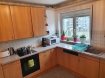 Maison mitoyenne Vente 4 chambres à Ettelbruck - 799 000 € MAISON construite en 2003, rénovée.
Rdch: Hall d'entrée, Cuisine équipée, Bureau, Garage avec Buanderie, Salle de douche;
1er étage: Palier, Cuisine équipée, Living, 1 chambre à coucher;
2ème étage: Palier, 3 chambres à coucher, Salle de Bains, sortie vers terrasse de 25 m2;
Grenier pour rangement avec Chaufferie.
Etat impéccable