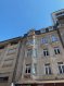 Appartement Location 2 chambres à Luxembourg-Gare - 2 800 € Appartement entièrement meublé au 4éme étage avec ascenseur
hall d'entrée, wc séparé, un grand living avec petit balcon cuisine avec cuisine équipée, débarras avec machine à laver et sèche linge, 1 chambre avec dressing et salle de bains, une chambre avec dressing et douche.
contrat à courte durée minimum 3 mois après de mois en mois.
le prix de 2800.- euro est toutes charges comprises avec télé et internet