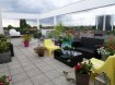 Appartement Vente 3 chambres à Roubaix - 249 500 € Mercure 3chs+terrasse+2 parking. Vous serez conquis par ce superbe appartement Type 4 de plus de 100m² au 5ème et dernier étage d'une résidence Kaufmann de 2006 située à proximité de la Tour Mercure. Il offre une magnifique terrasse de plus de 60m², un vaste et lumineux séjour, une belle cuisine toute équipée, une salle de bain, 2 chambres + suite parentale avec douche. On pose ses meubles !