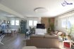 Appartement Vente 4 chambres à Howald - 1 249 000 € New Keys vous propose ce bel appartement / Duplex d’environ 160 m² –
– Opportunité Rare.
Situé dans l’un des meilleurs emplacements du Plateau de Howald, à proximité immédiate du quartier de la Cloche d'Or, ce magnifique duplex rénové avec soin vous séduira par ses volumes, sa luminosité et sa distribution intelligente. Le tram se trouve à quelques minutes, tout comme la gare de Howald (10 min à pied) et le Lycée Vauban (15 min).
Composition du bien :
Rez-de-chaussée :
- Spacieux hall d’entrée
- Suite parentale avec salle de douche privative
- Cuisine entièrement équipée ouverte sur un vaste séjour lumineux
- WC séparé
- Accès direct à un espace extérieur (balcon ou terrasse selon configuration)
Étage supérieur :
- Trois chambres à coucher climatisées
- Salle de bain moderne
Parties annexes (rez-de-chaussée de la résidence) :
- Garage
- Cave privative
Ce bien unique combine confort, modernité et emplacement stratégique. Une vraie perle rare à Howald !
Pour plus d'informations ou pour organiser une visite n'hésitez pas à nous contacter au 27 99 86 23 ou 661 120 388 ou par mail info@newkeys.lu
-------------------------------------------------------
Les prix s'entendent frais d'agence inclus dans le prix et payable par le vendeur.
Nous recherchons en permanence pour la vente et pour la location, des appartements, maisons, terrains à bâtir pour notre clientèle déjà existante.
N'hésitez pas à nous contacter si vous avez un bien pour la vente ou la location.
Estimation gratuite.
**** Découvrez tous nos autres biens sur notre site **** www.newkeys.lu
