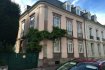 Maison Vente à Mulhouse - 438 000 € MULHOUSE : centre ville belle maison bourgeoise 9 pièces sur 3 niveaux 210 m² proche de toutes commodités beaucoup de charme salon séjour parquet massif 7 chambres beaux volumes ch central fuel terrain de 2 a 63 garage
Prix 438.000 € loi Alur 420.000 € net vendeur + 4,29 % TTC honoraires agence charge acquéreur