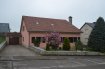Maison Vente 4 chambres à Frisange - 920 000 € Belle maison libre des 4 côtés située dans un quartier résidentiel à Frisange,
elle se compose d'un grand living avec cheminée, une cuisine équipée, 4 chambres dont une avec salle de douche privative, une salle de bain, un wc séparé, une buanderie, une cave à vin, un pergola avec cheminé, un jardin et pour finir un garage 2 voitures.
A voir absolument !
Votre contacte : Simon 621 168 234